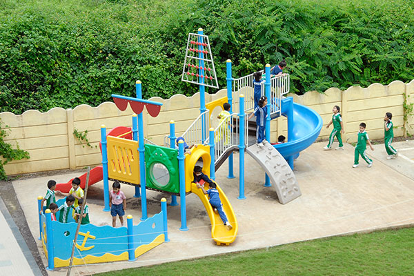 Well-equipped sperts activities